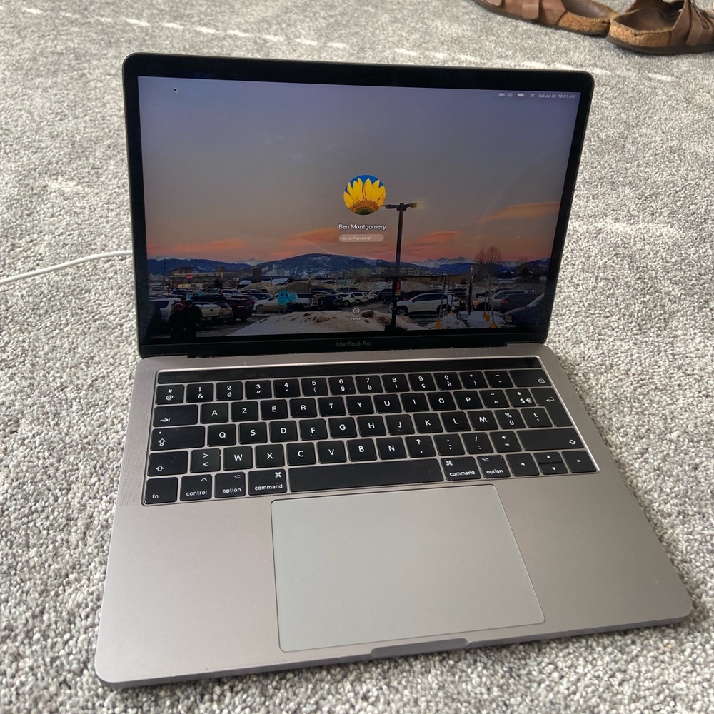 Macbook Pro 2018 (4thunderbolt)